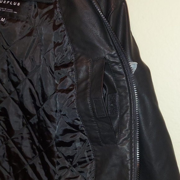 Jacket - Picture 8 of 8